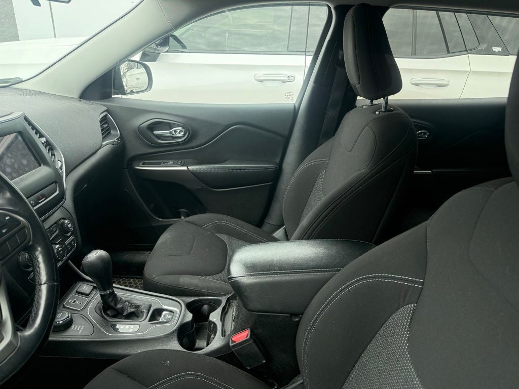 2020 Jeep Cherokee Latitude