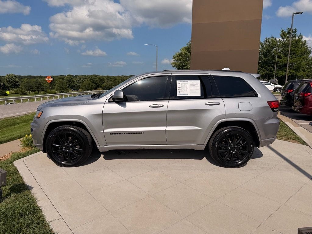 2017 Jeep Grand Cherokee Altitude