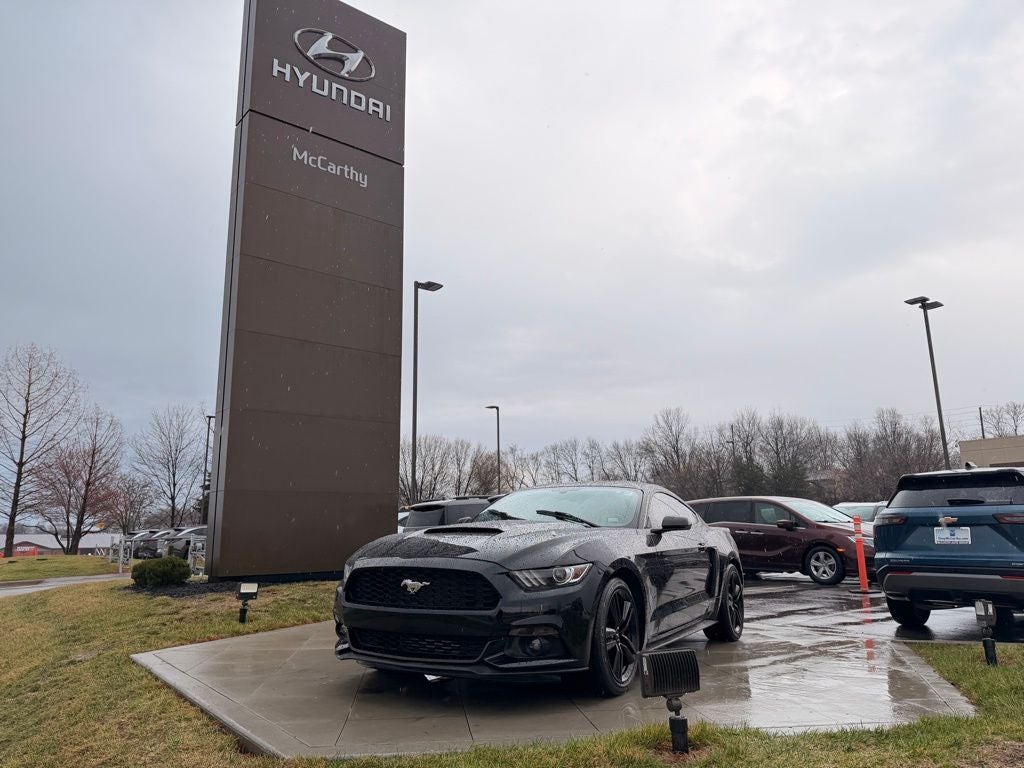 2016 Ford Mustang EcoBoost Premium