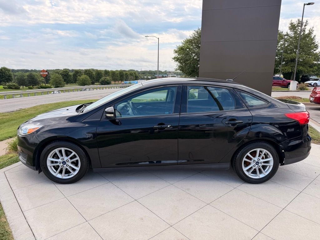 Used 2017 Ford Focus SE with VIN 1FADP3F25HL254276 for sale in Kansas City