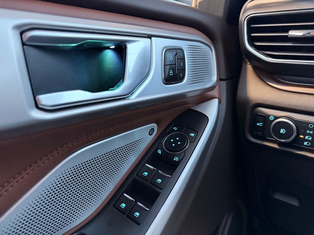 2023 Ford Explorer King Ranch