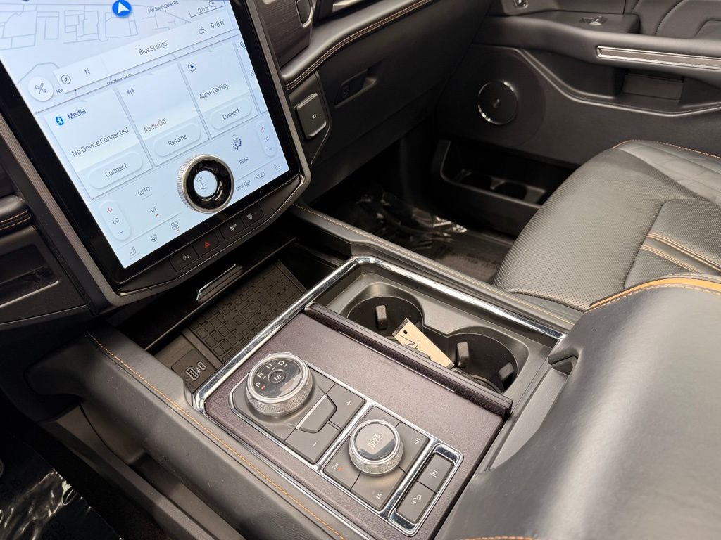 2022 Ford Expedition Platinum