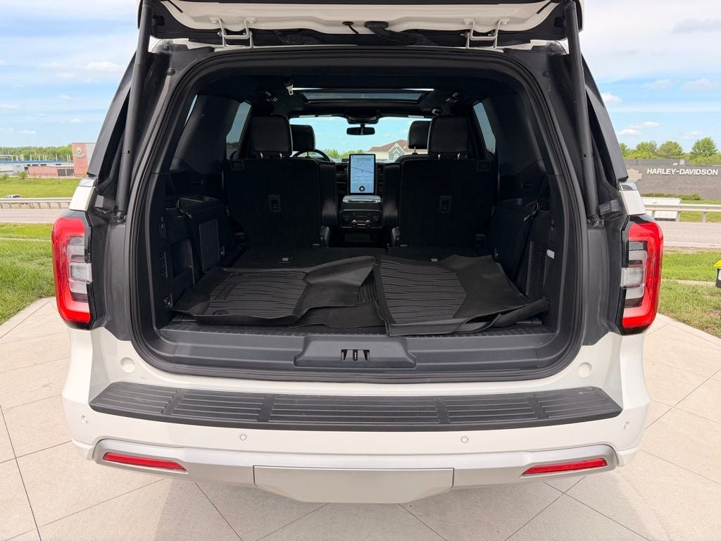 2022 Ford Expedition Platinum