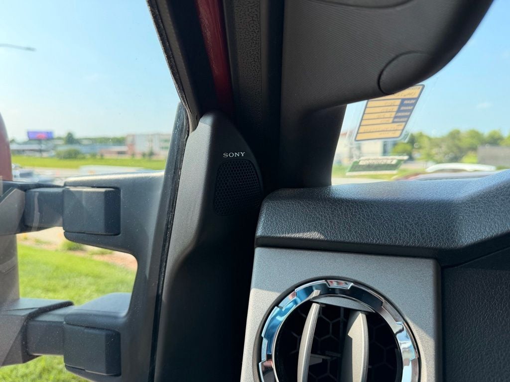 2015 Ford F-250 Super Duty Lariat - Photo 30