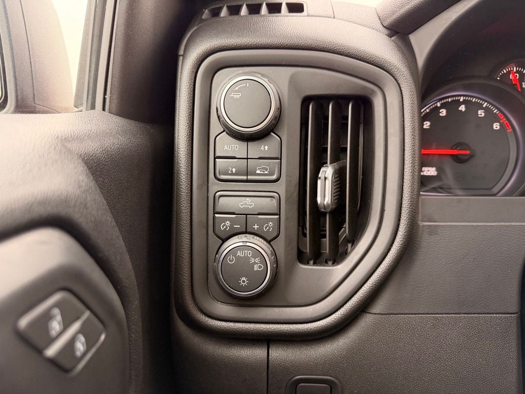 2019 Chevrolet Silverado 1500 Custom