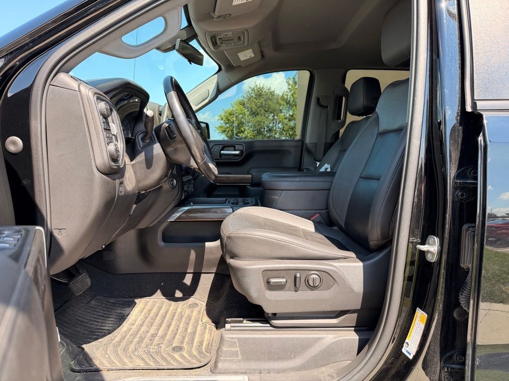 Used 2021 Chevrolet Silverado 1500 LT Trail Boss with VIN 1GCPYFED9MZ137672 for sale in Kansas City