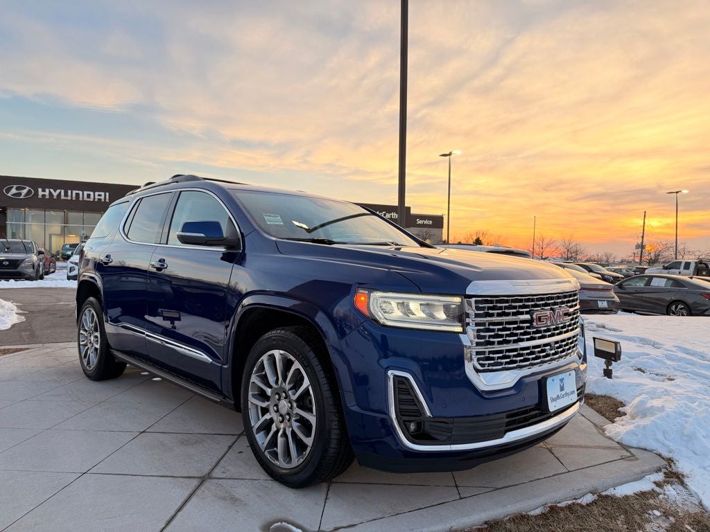 2023 GMC Acadia Denali
