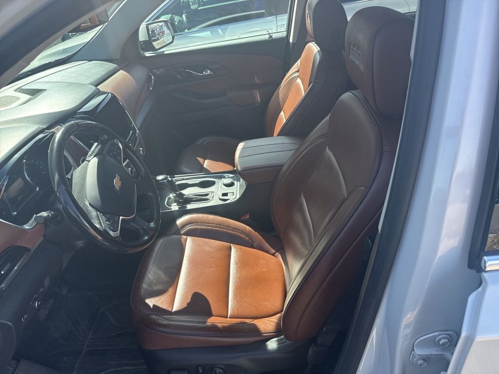 Used 2019 Chevrolet Traverse High Country with VIN 1GNEVJKW9KJ191209 for sale in Blue Springs, MO