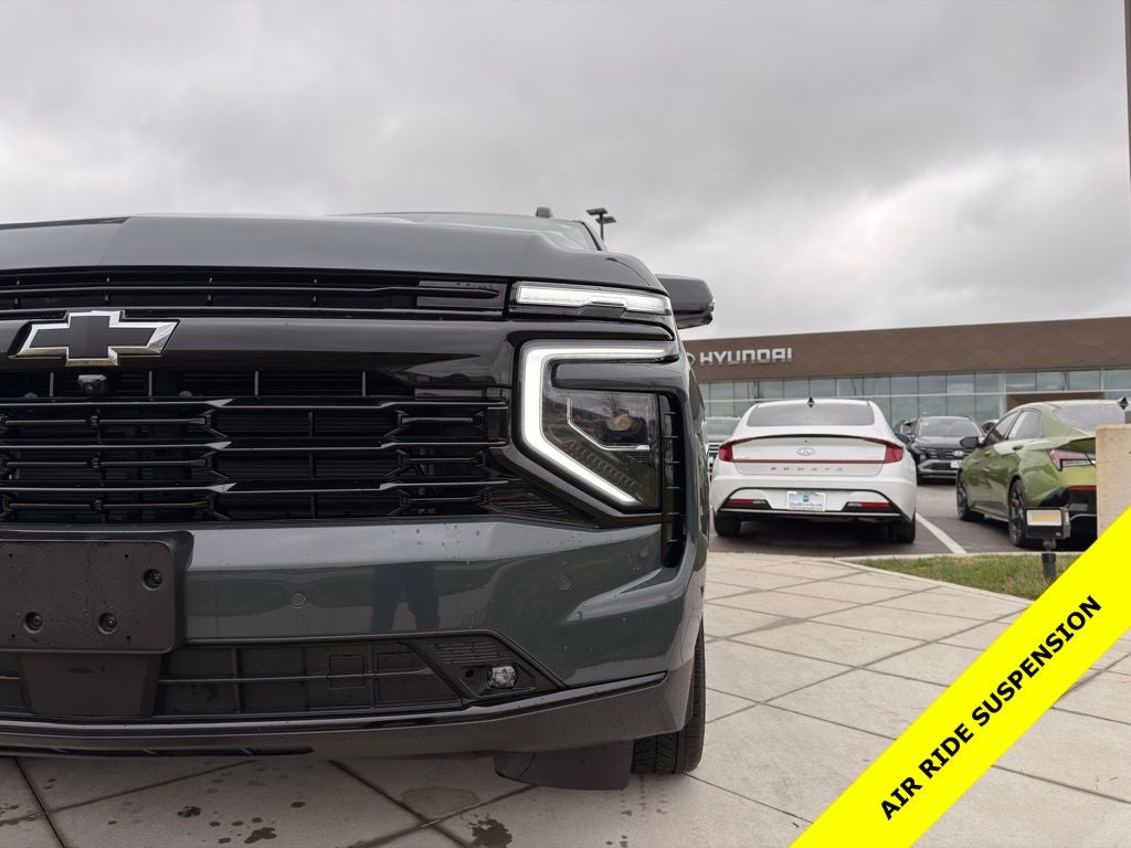 2025 Chevrolet Tahoe RST