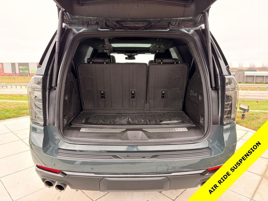 2025 Chevrolet Tahoe RST