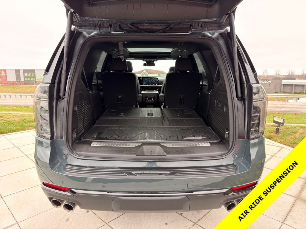 2025 Chevrolet Tahoe RST