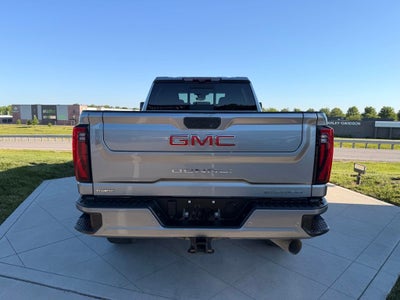 2024 GMC Sierra 3500HD Denali