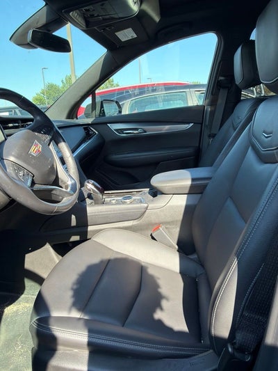 2024 Cadillac XT6 Luxury