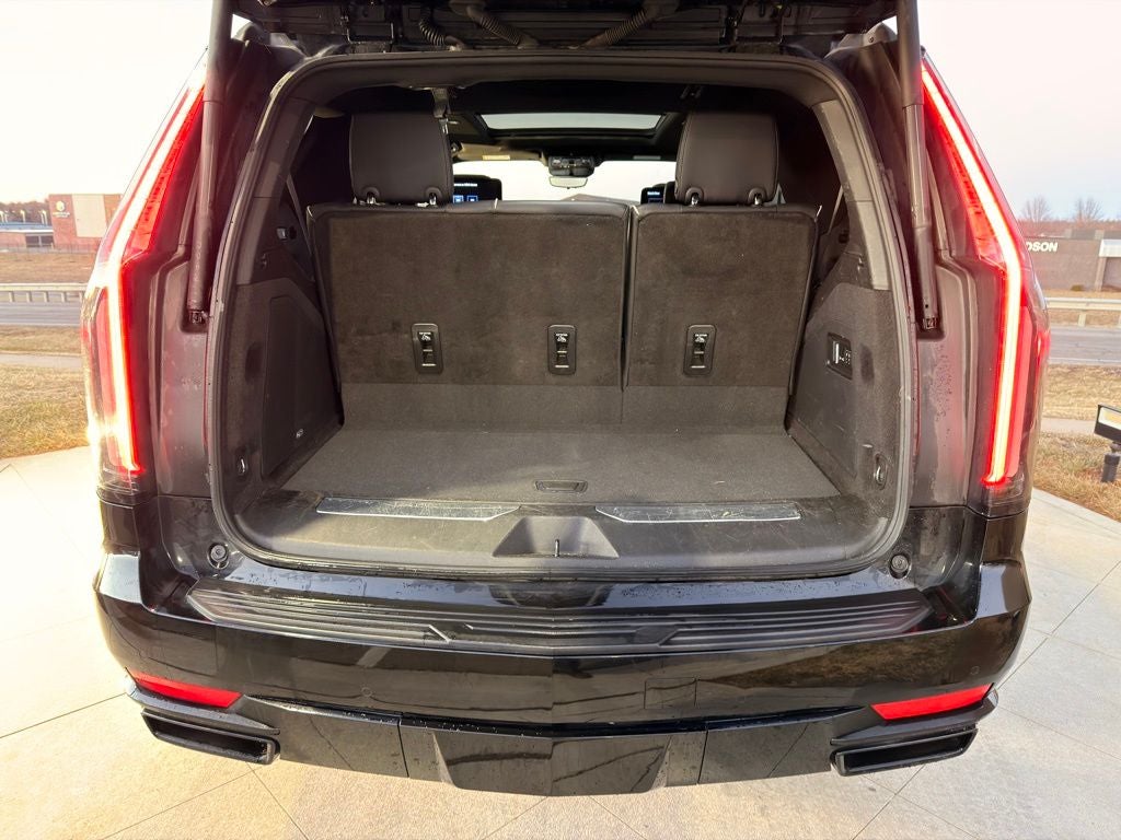 2023 Cadillac Escalade Sport