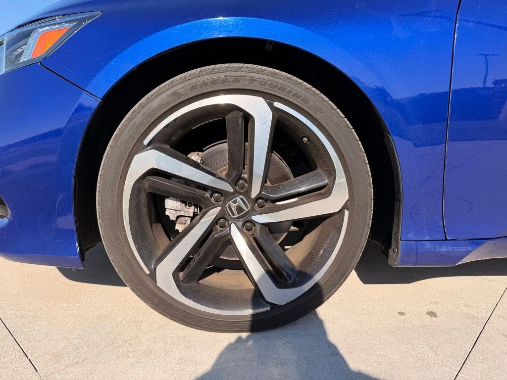 2022 Honda Accord Sport - Photo 14