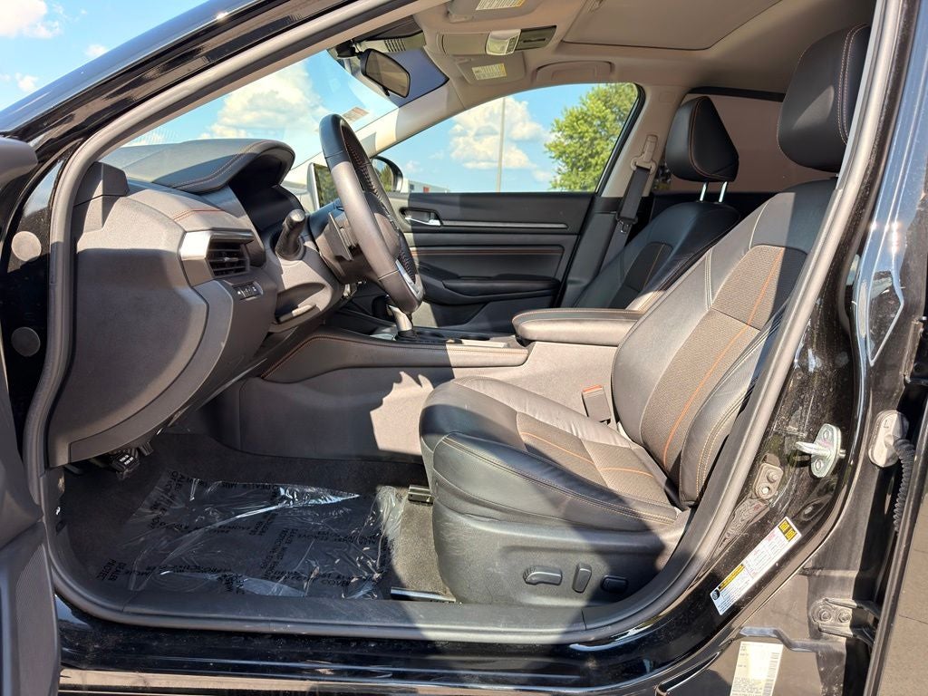 Used 2022 Nissan Altima SR with VIN 1N4BL4CV9NN351309 for sale in Kansas City