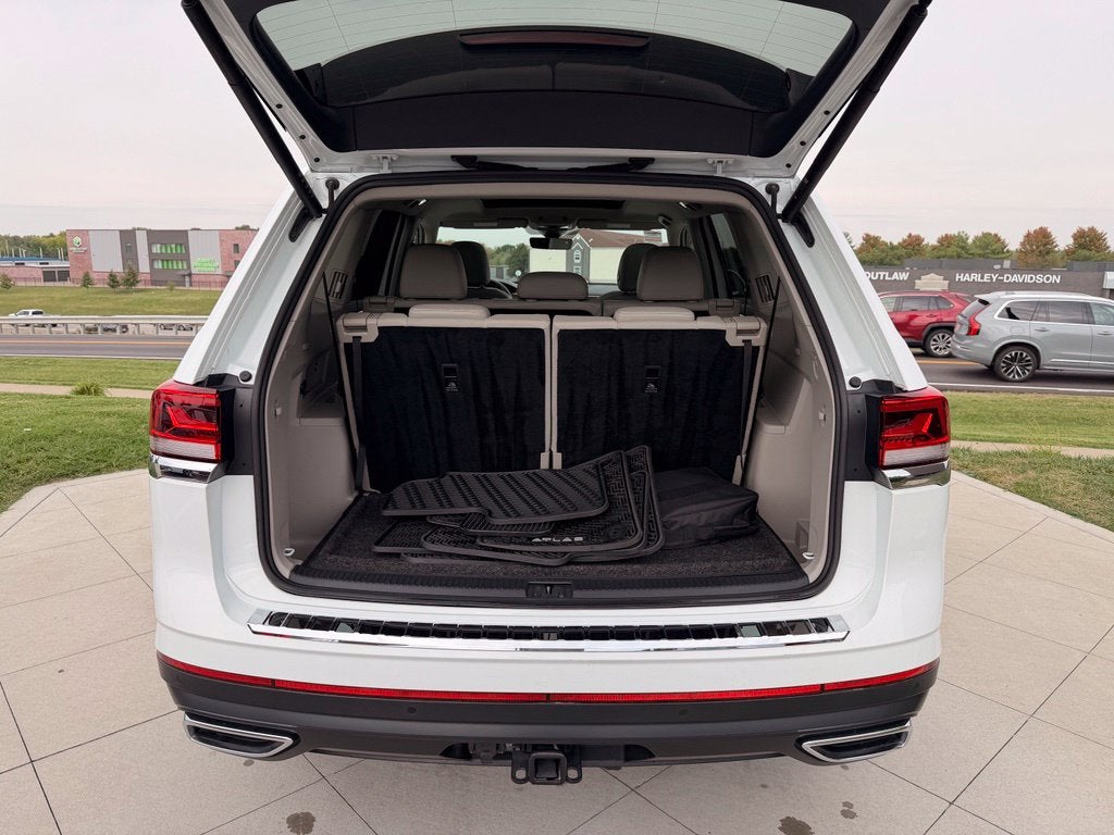 2024 Volkswagen Atlas 2.0T SE w/Technology