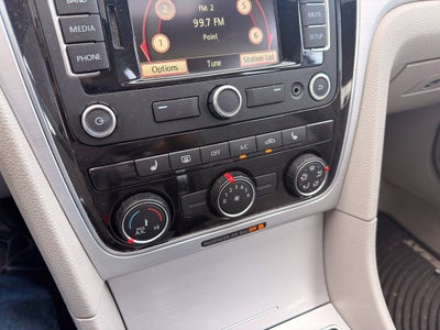 2013 Volkswagen Passat TDI SE w/Sunroof/Nav