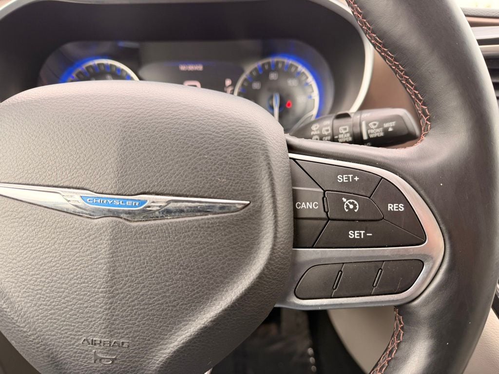 2017 Chrysler Pacifica Touring L Plus