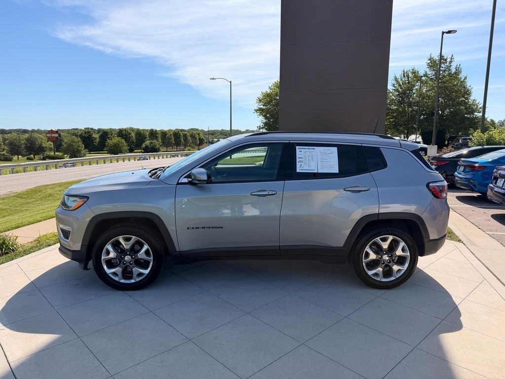 Used 2020 Jeep Compass Limited with VIN 3C4NJCCB8LT158353 for sale in Kansas City