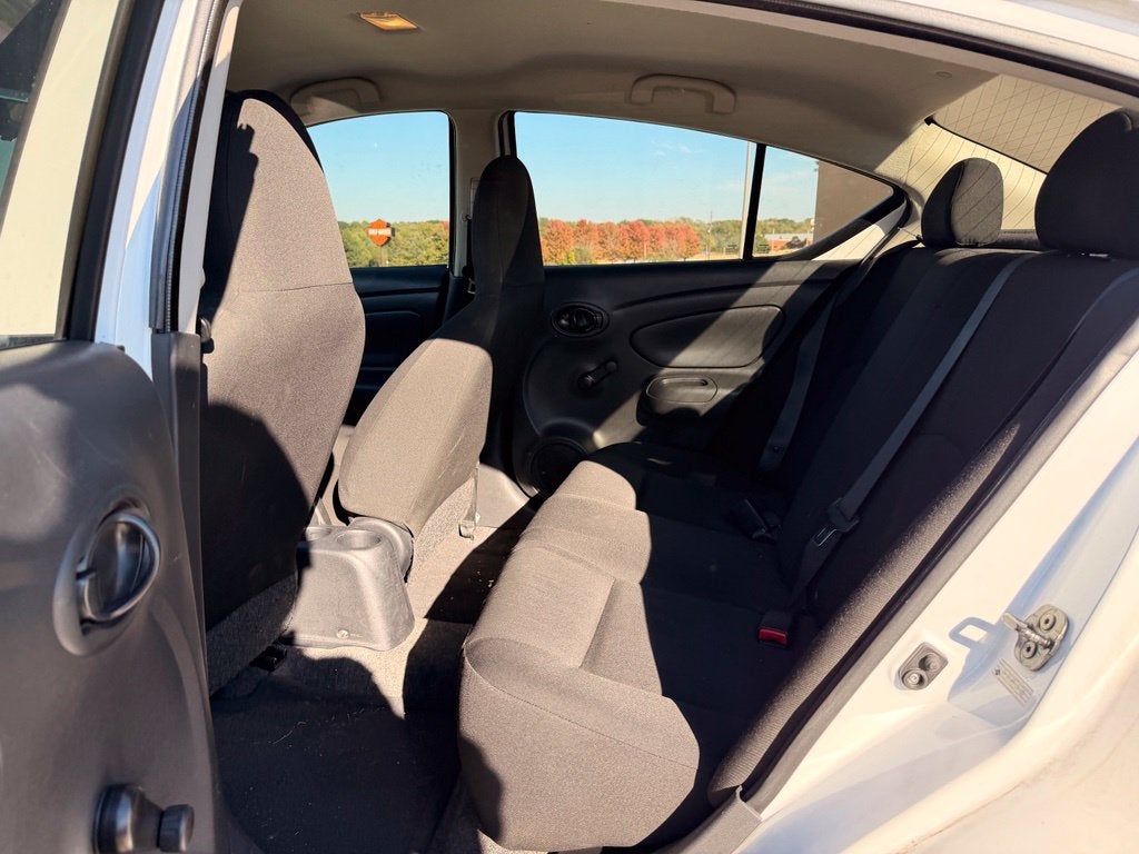 2015 Nissan Versa 1.6 S