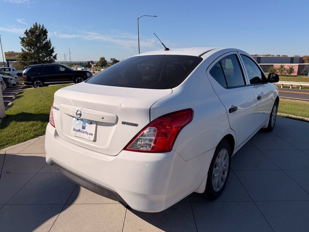 2015 Nissan Versa 1.6 S