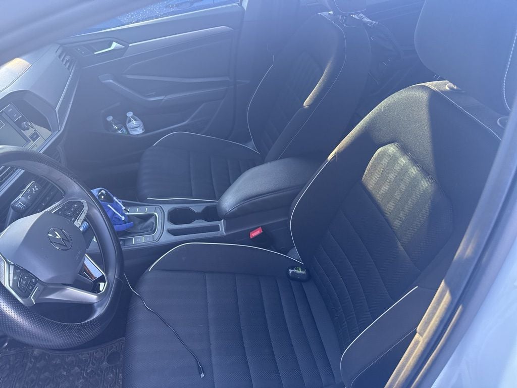 Used 2023 Volkswagen Jetta Sport with VIN 3VWBM7BU4PM010217 for sale in Kansas City