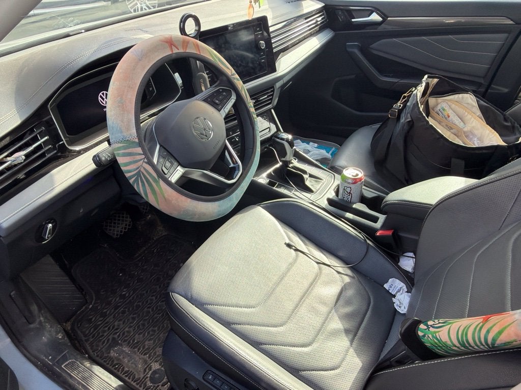 Used 2025 Volkswagen Jetta SEL with VIN 3VWGX7BU2SM011405 for sale in Kansas City