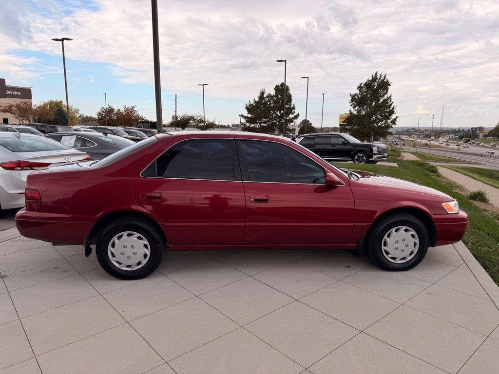 1997 Toyota Camry LE
