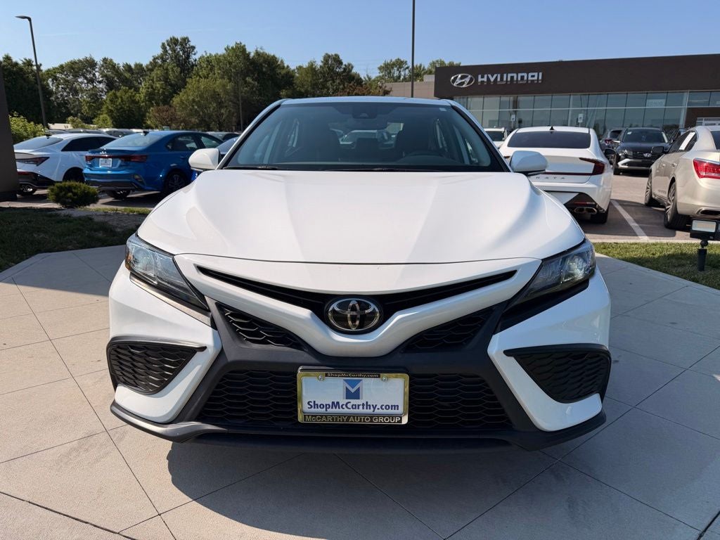 2023 Toyota Camry SE - Photo 12