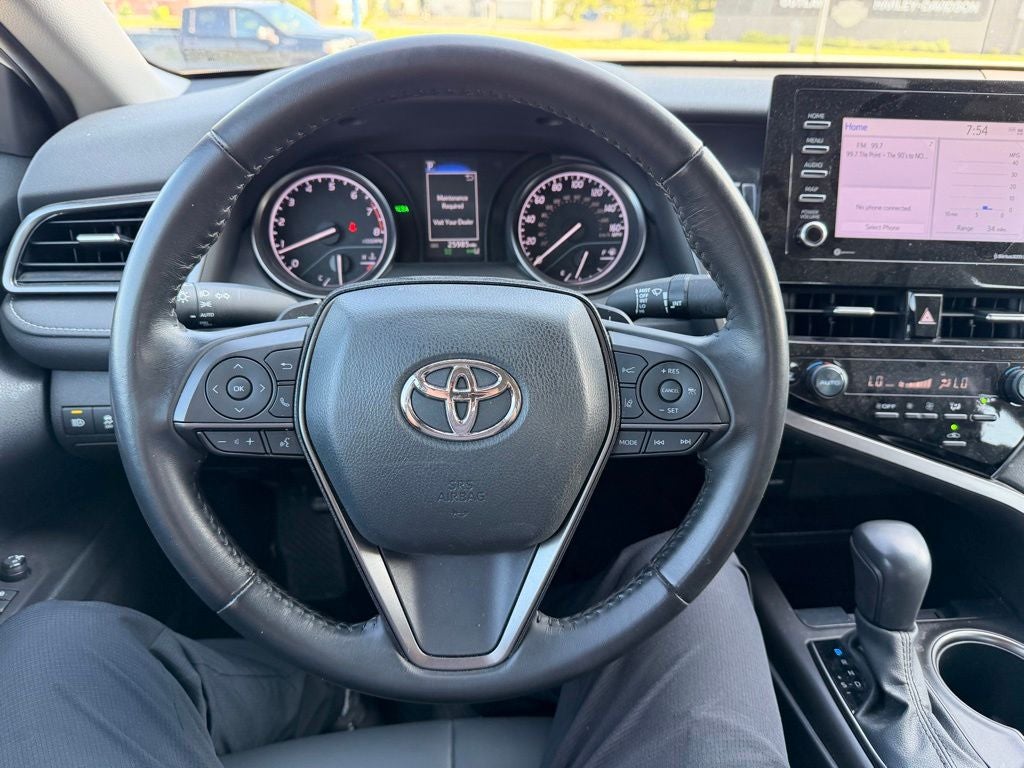 2023 Toyota Camry SE - Photo 16