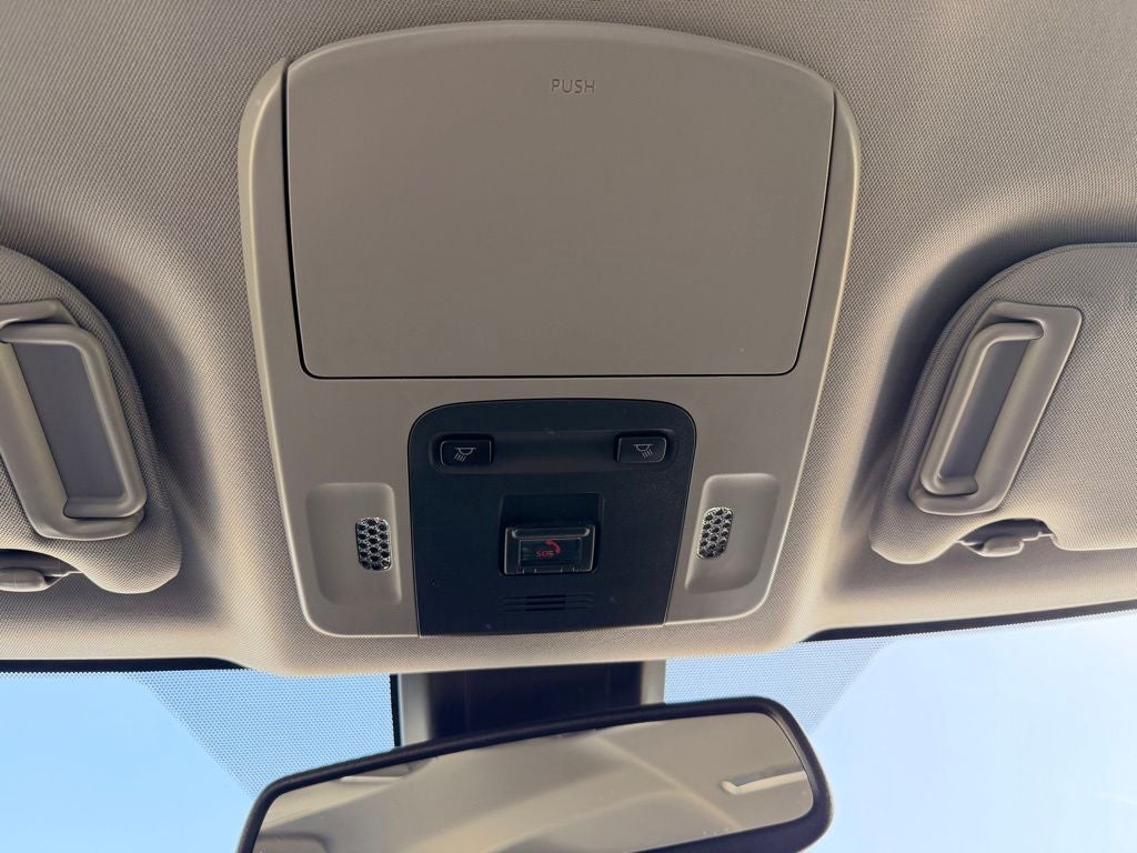 2023 Toyota Camry SE - Photo 27