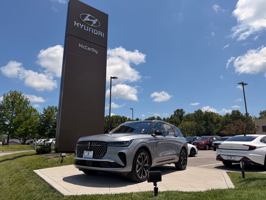 2025 Lincoln Nautilus Reserve AWD's photo
