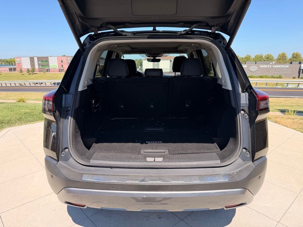 2022 Nissan Rogue SL