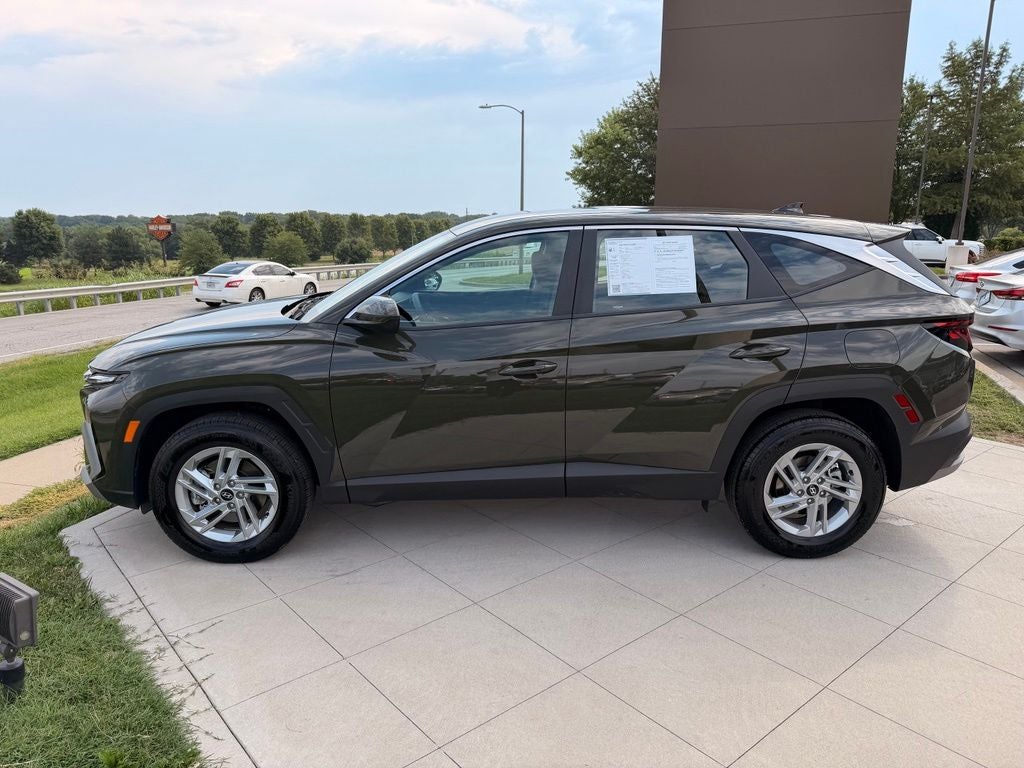 2026 Hyundai TUCSON SE
