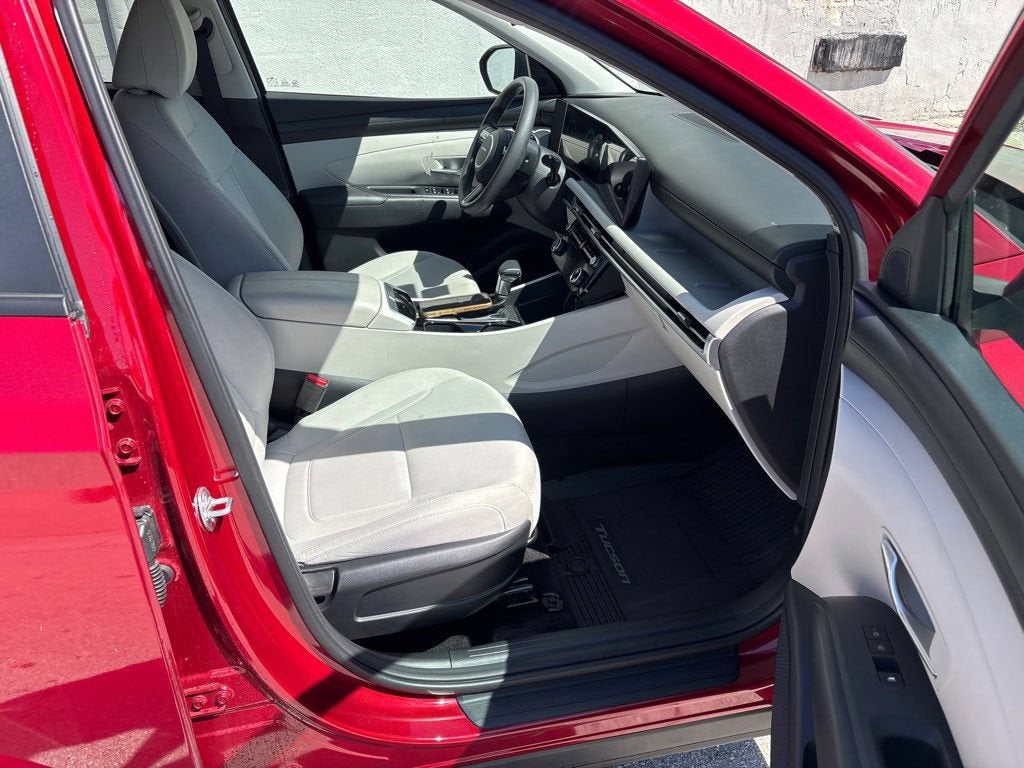 2025 Hyundai TUCSON SEL