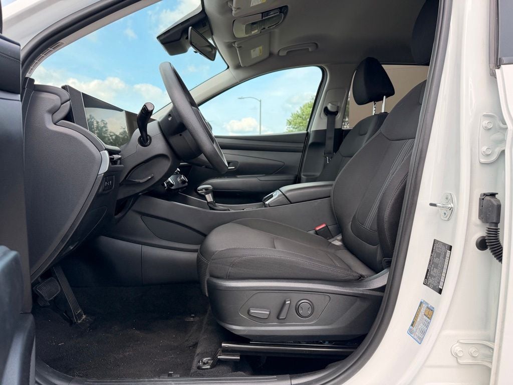 Used 2026 Hyundai Tucson SEL with VIN 5NMJBCDE2TH612775 for sale in Kansas City
