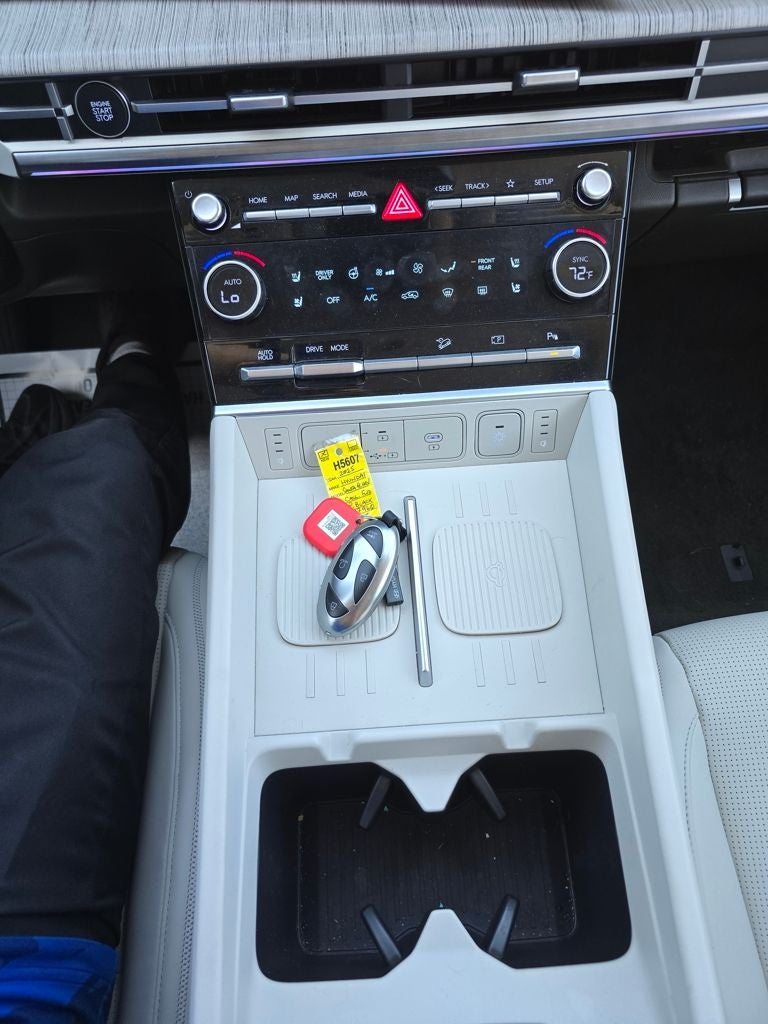 2025 Hyundai SANTA FE HYBRID Calligraphy