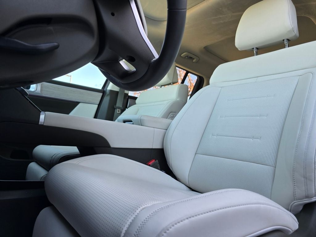 2025 Hyundai SANTA FE HYBRID Calligraphy