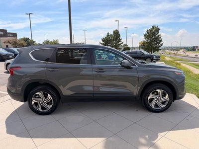2022 Hyundai SANTA FE SE