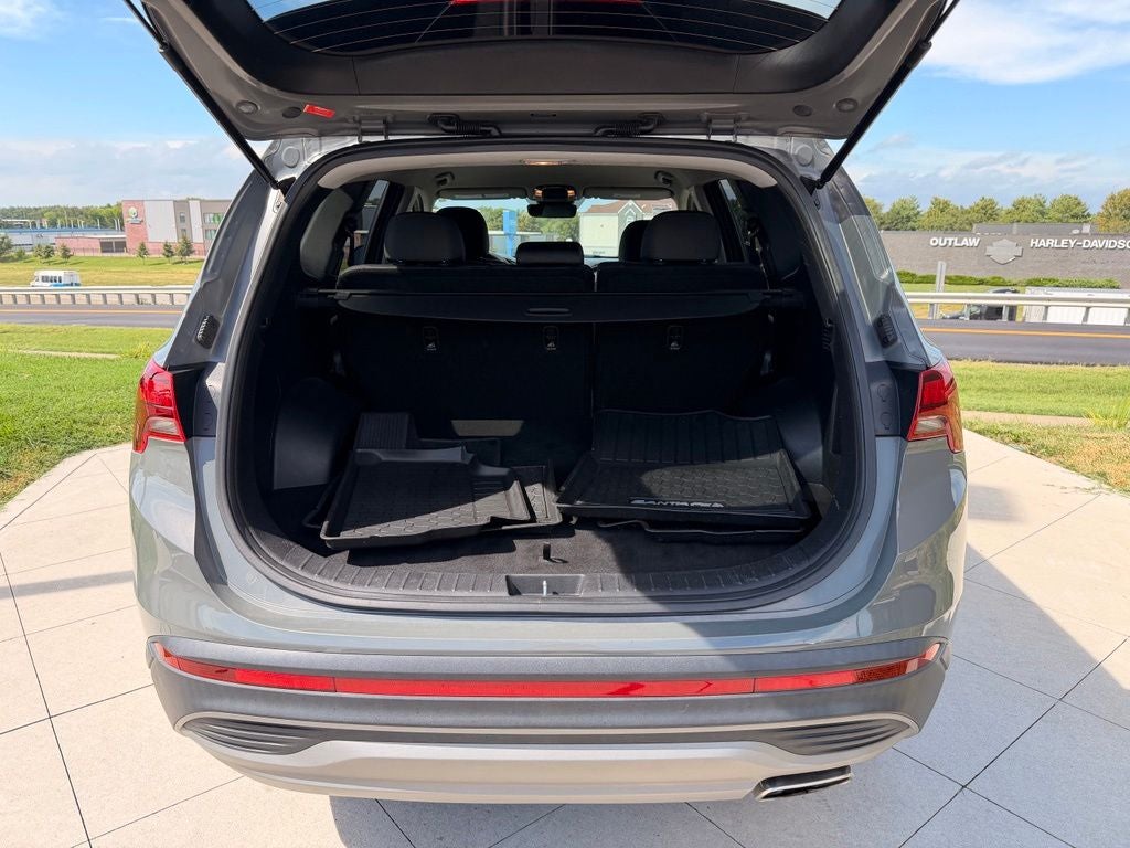 2022 Hyundai SANTA FE SE