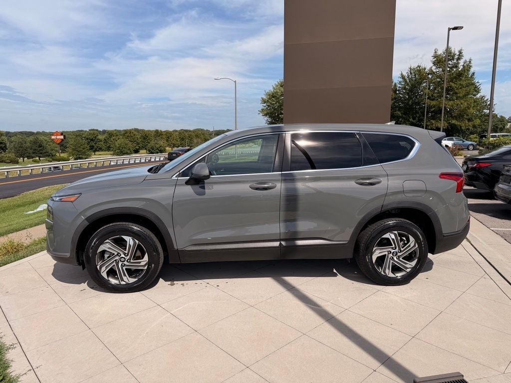 2022 Hyundai SANTA FE SE