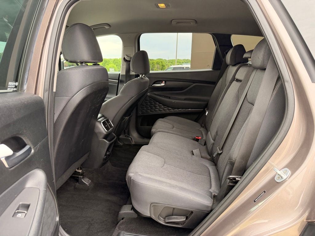 2019 Hyundai SANTA FE SE