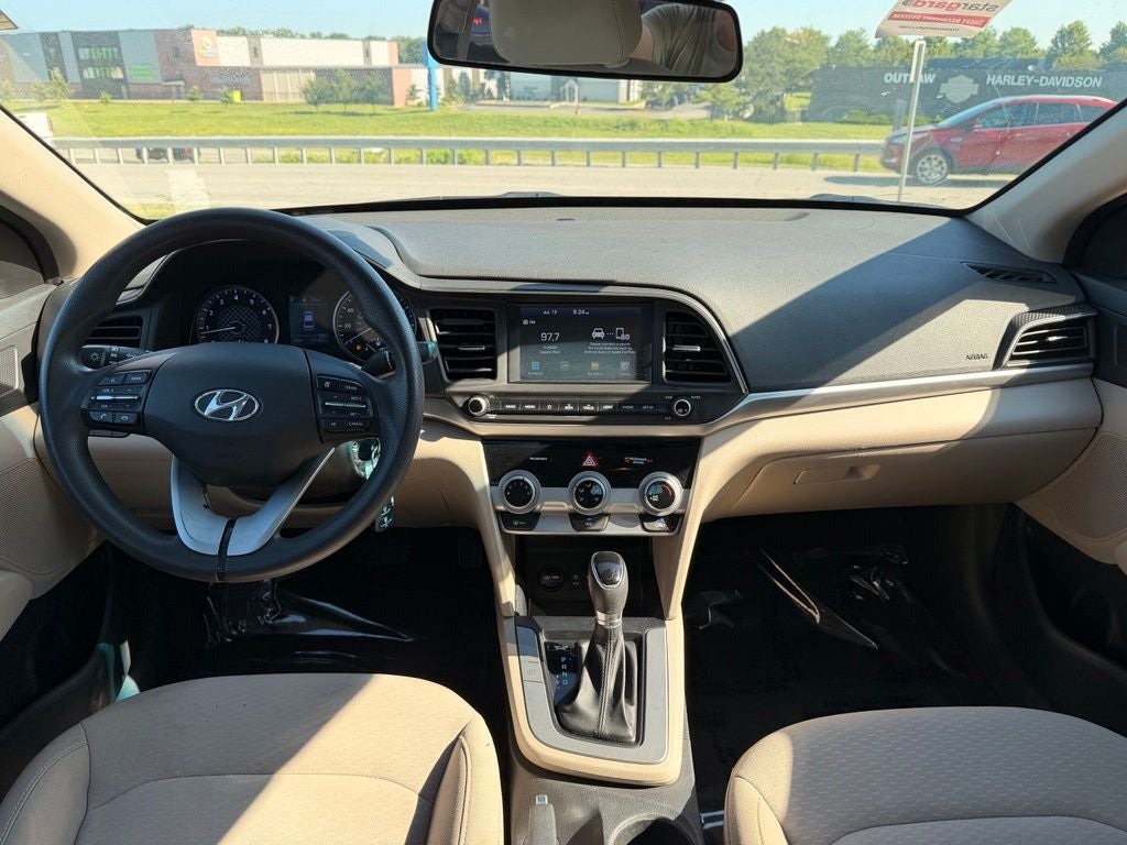 2019 Hyundai ELANTRA SEL