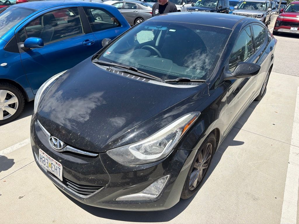 2014 Hyundai ELANTRA SE