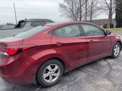 2014 Hyundai ELANTRA SE