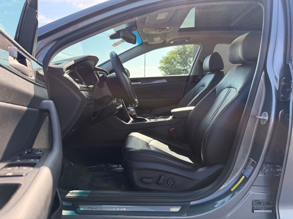 Used 2018 Hyundai Sonata Limited with VIN 5NPE34AF9JH727889 for sale in Kansas City