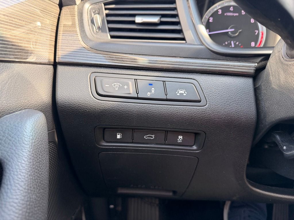2018 Hyundai SONATA Limited