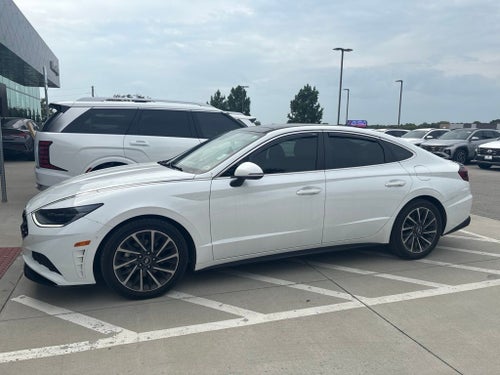 2020 Hyundai SONATA Limited