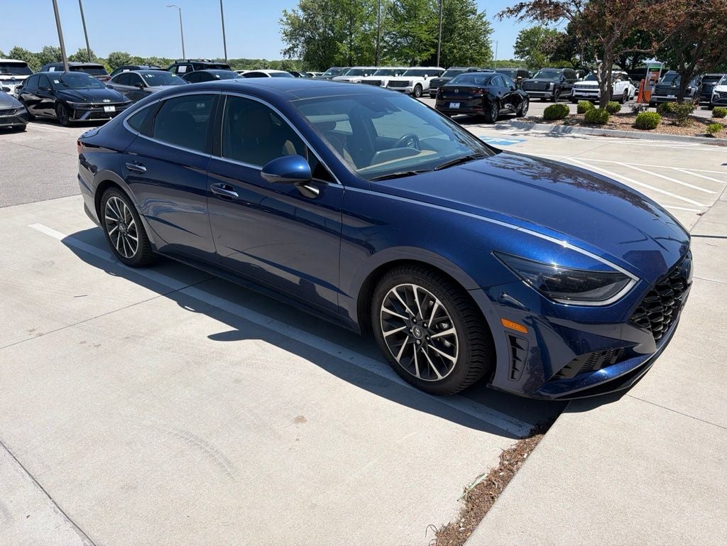 2020 Hyundai SONATA Limited